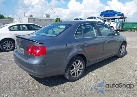 2007 Volkswagen Jetta Wolfsburg Edition из США, поврежденный, VIN 3VWEG71K87M131451